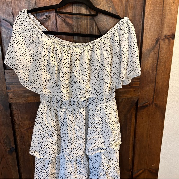 ninexis Off-Shoulder Ruffle  Tiered Maxi Dress size XL - Picture 8 of 8